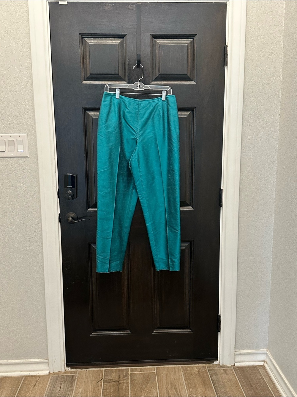Dana Buchman Size 10 Teal Silk Pamts with Bead Detail